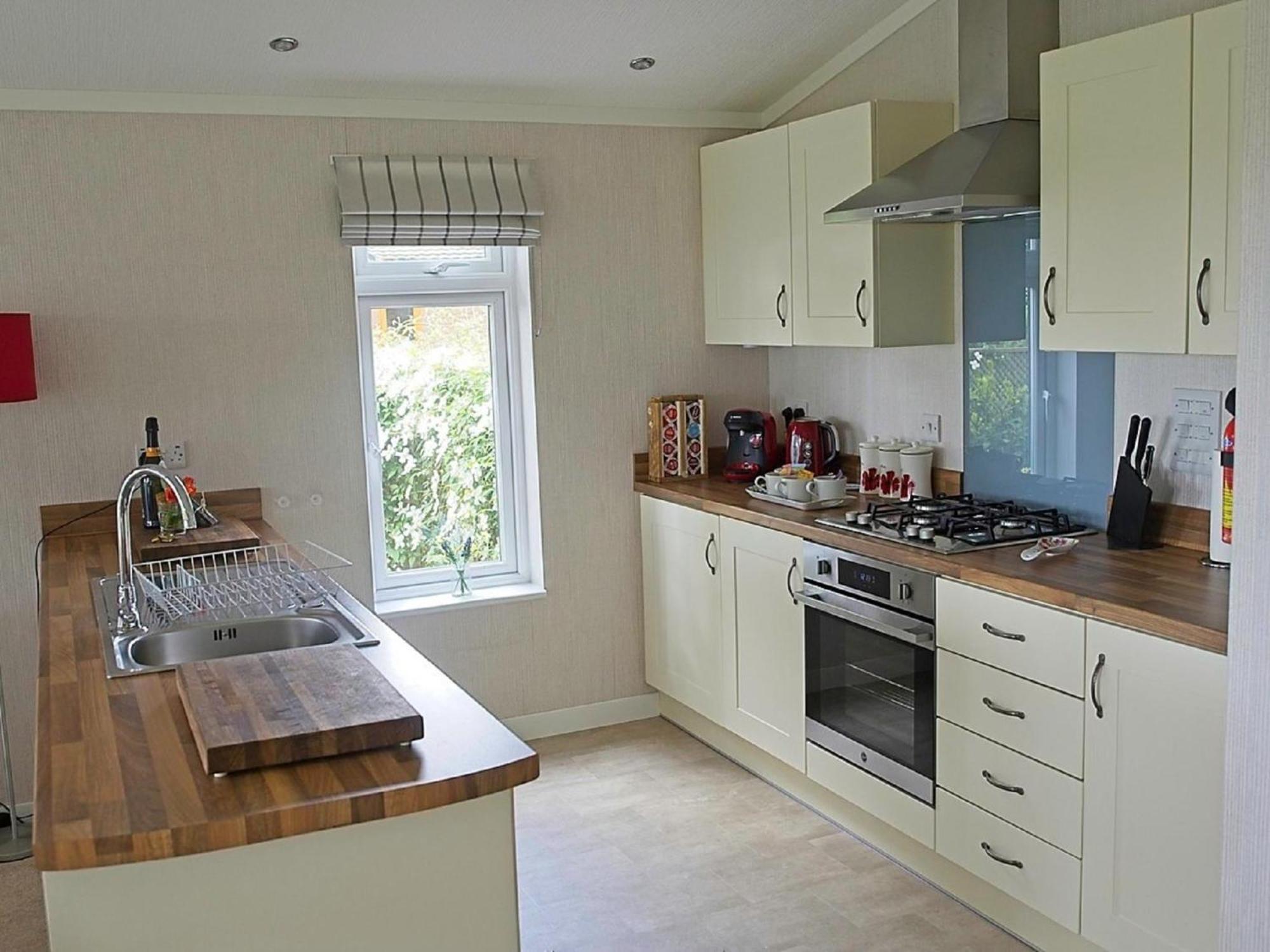 Hollicarrs - Wildflower Lodge York Bagian luar foto