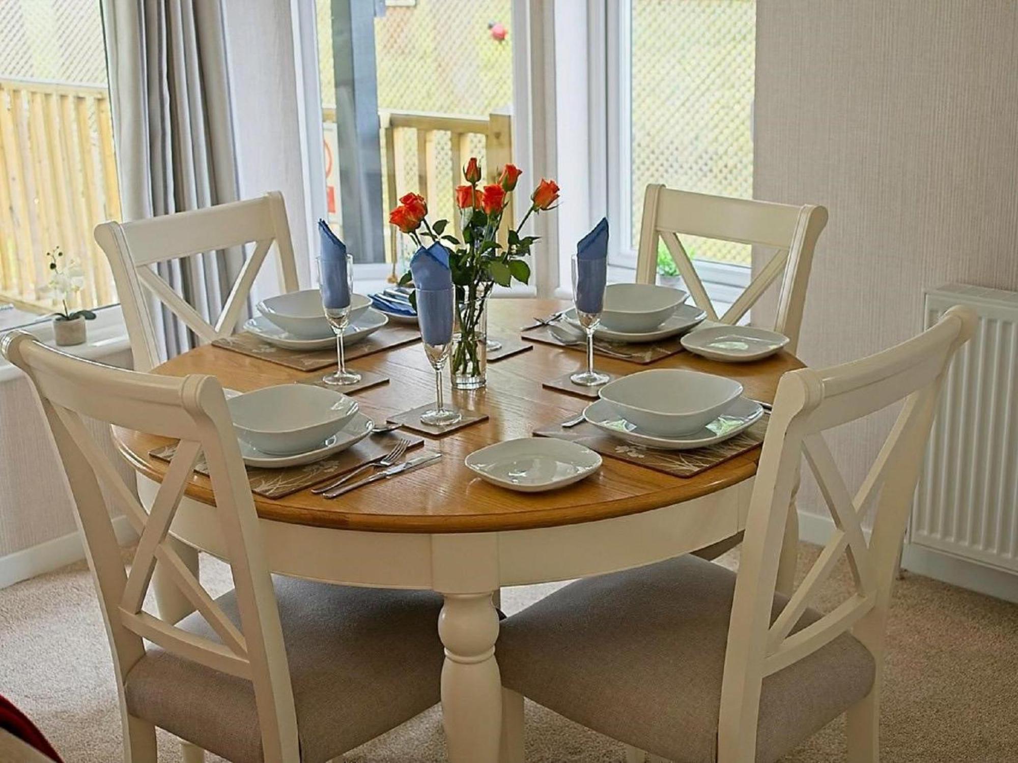 Hollicarrs - Wildflower Lodge York Bagian luar foto